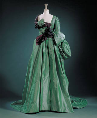 evening dress with glove