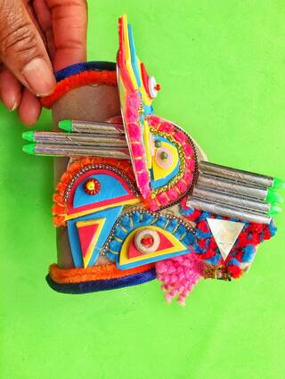 Families Workshop: Body Adornment photo