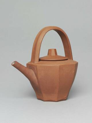 teapot and cover